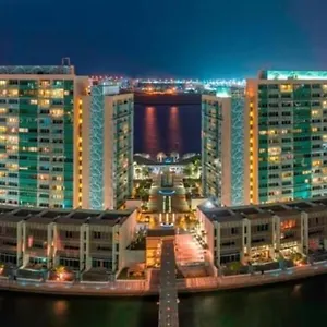 Apartment Luxury Private Sea View, Abu Dhabi